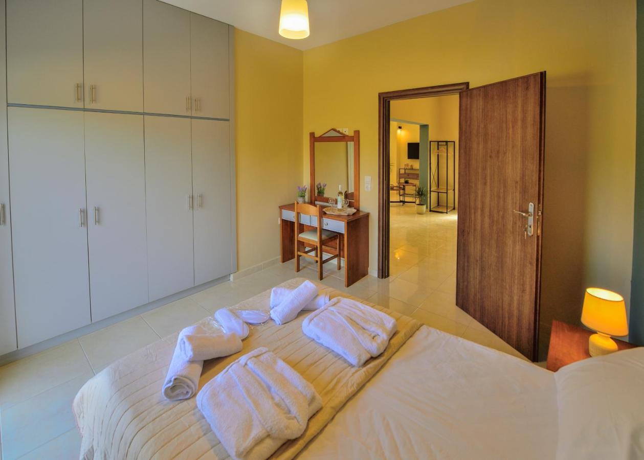 Naiades Summer House I Platanos  ภายนอก รูปภาพ