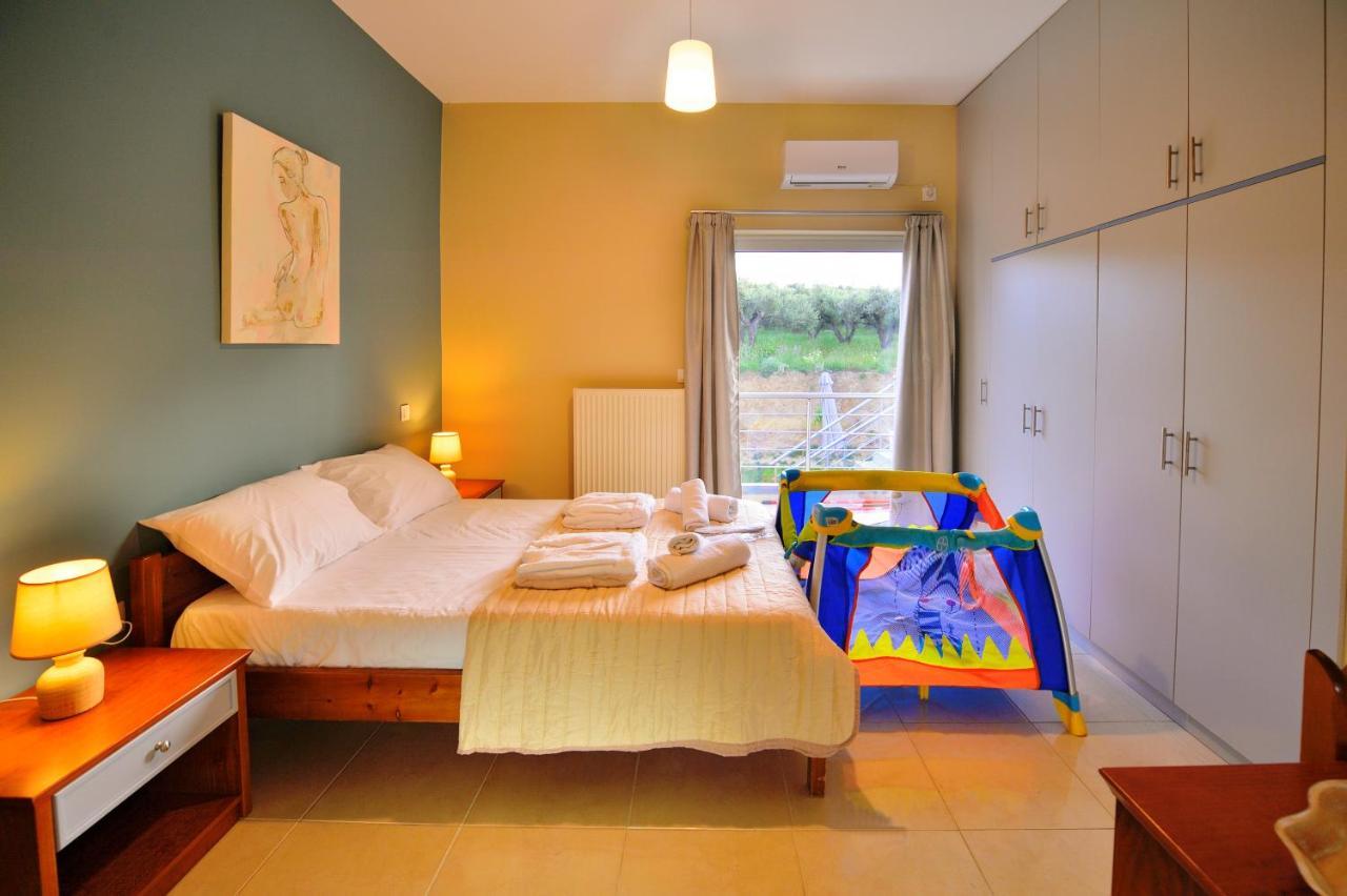 Naiades Summer House I Platanos  ภายนอก รูปภาพ